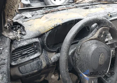 2019 Kia Sorento 3.3L Lx z USA, uszkodzony, nr VIN 5XYPGDA55KG481081